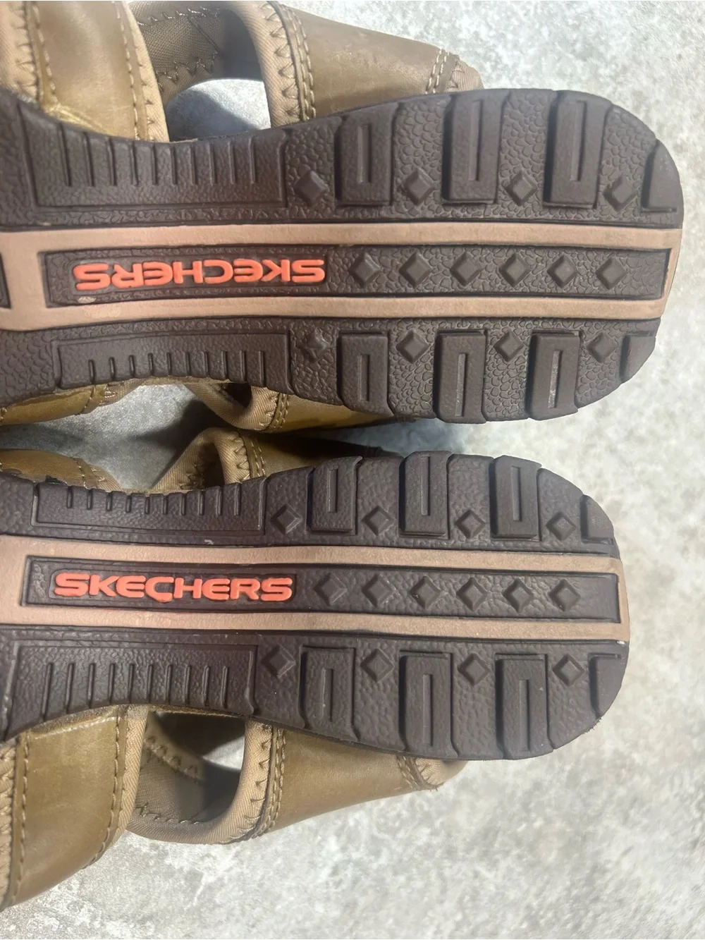Skechers Bikers  Women’s  Size 10 Olive/Tan Closed-Toe Fisherman Sandals